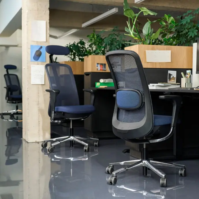 HÅG SoFi Mesh 7500 met GU Mandal 780 – ergonomie en ventilatie in één HÅG SoFi Mesh 7500 bureaustoel met GU Mandal 780 bekleding, zwart frame en ademende mesh rug